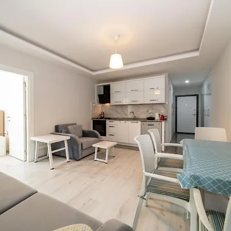 Daire Lovely Flat Balcony In Konyaalti,