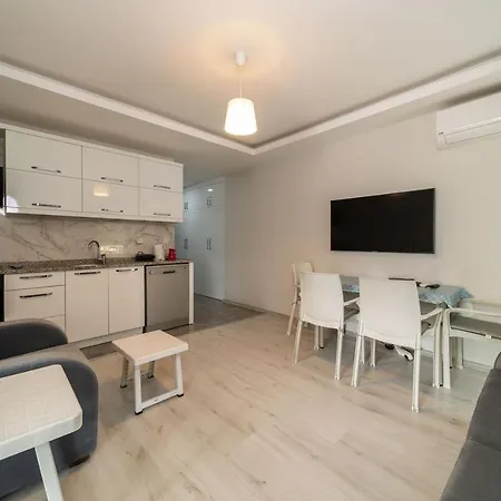 Daire Lovely Flat Balcony In Konyaalti, *